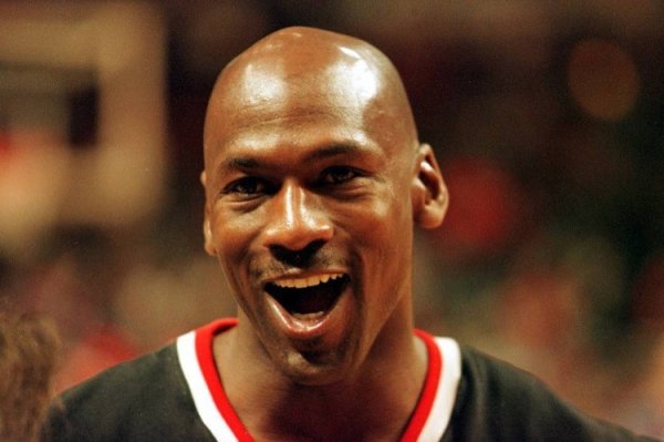Không do dự! Tân binh Hornets Kniper: Tốt nhất trong lịch sử là Jordan, Wilson là trường WNBA
