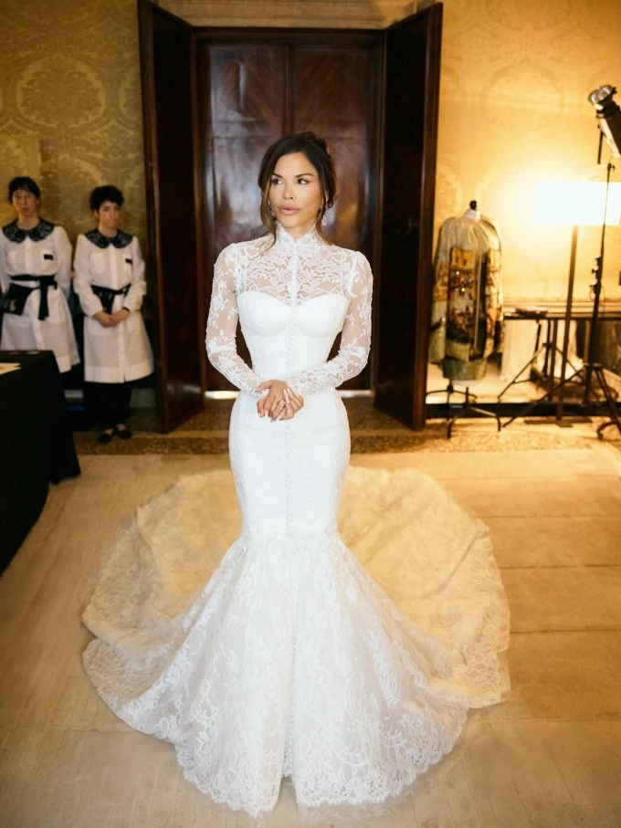 Tỷ phú thế giới thứ tư giàu nhất Jeff Bezos Weds Lauren Sánchez trong buổi lễ Venice xa hoa